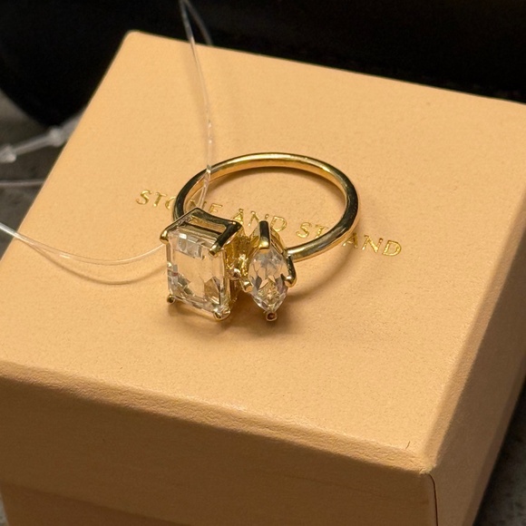 New Double Date Toi Et Moi Topaz Gold Ring from Stone and Strand collection. - Picture 7 of 9